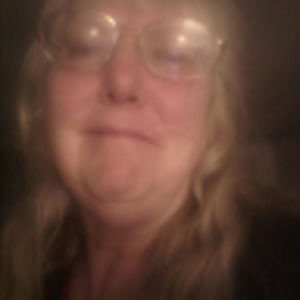 Meet your Posher, Dee